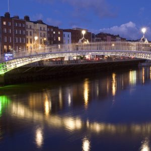 Night shot of River Liffey; Ha'penny bridge; dublin city Night shot of River Liffey; Ha'penny bridge; dublin city